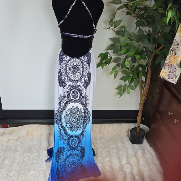Fashion Nova Black and Blue Patterned Maxi Dress - Picture 4 of 6